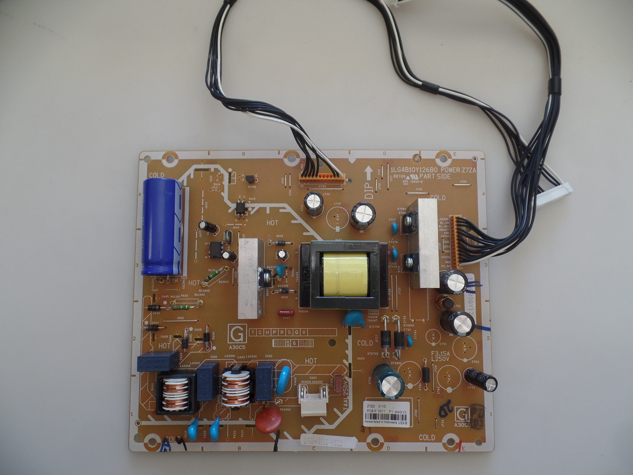 1LG4B10Y126A0 Z7ZD Sanyo Power Supply for FVE3923 P39E23-03