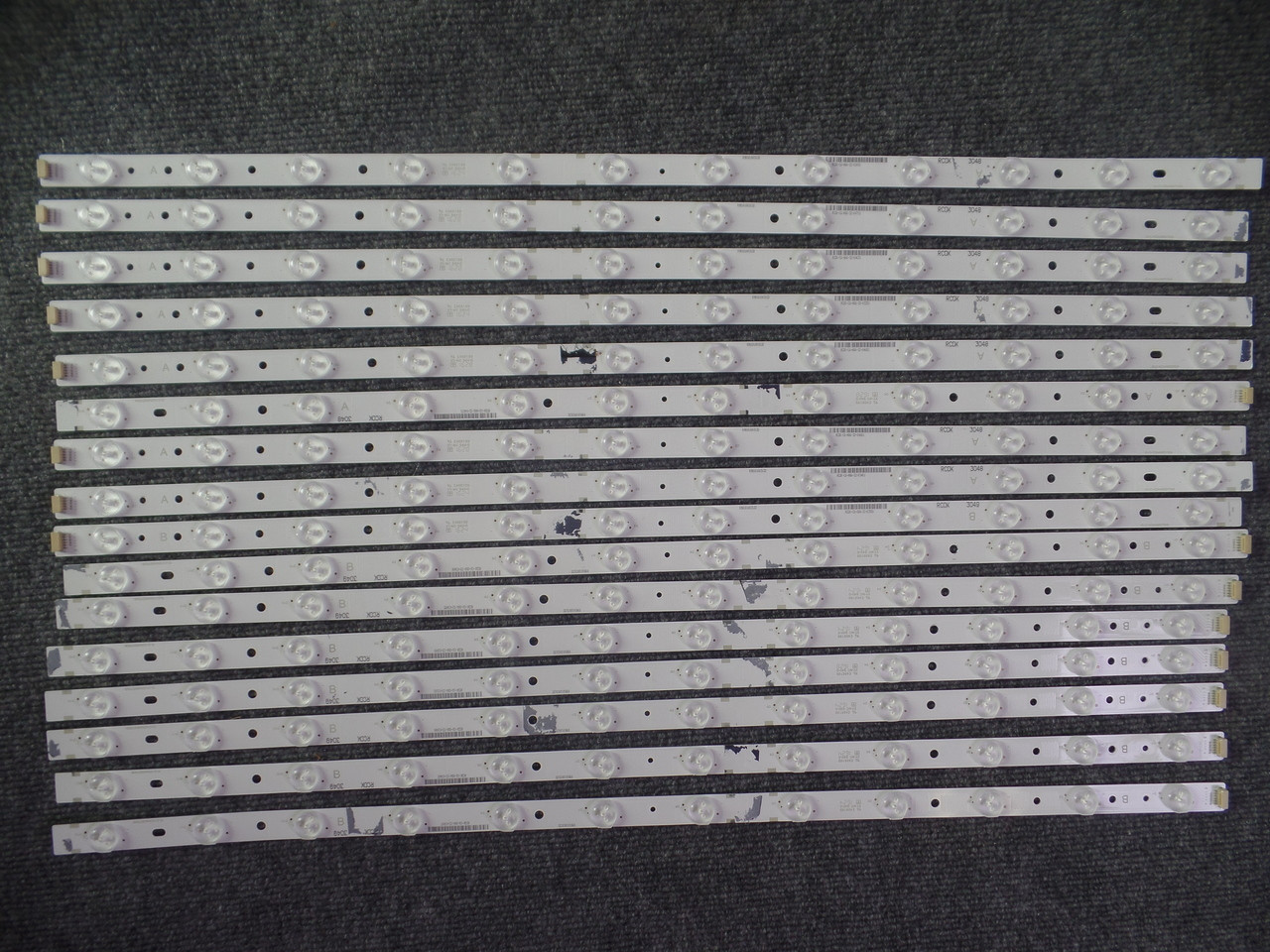 IC-C-VZAA65D700A/IC-C-VZAA65D700B Vizio Replacement LED Strips - 16 Strips M65-D0