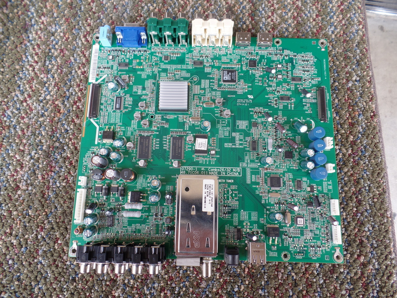 55.71C01.A11G Westinghouse Main Board for SK-32H590D