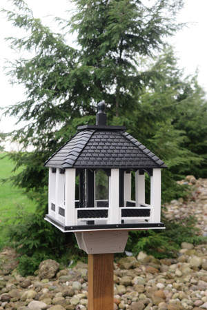 Large Poly Tile Roof Feeder