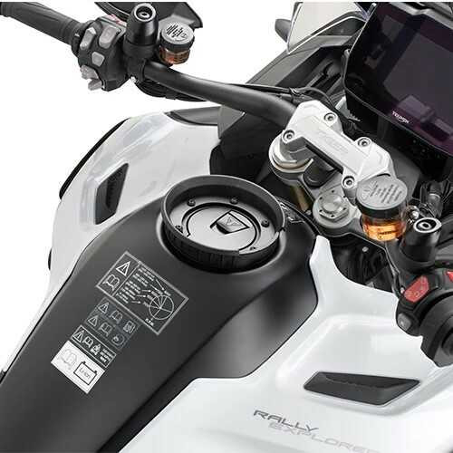 GIVI BF74 Givi Tanklock Mount Tri Bf74