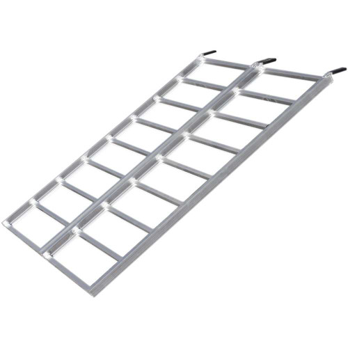 YUTRAX TX102 Yutrax Bi-Fold Ramp - 48" X 69" Tx102