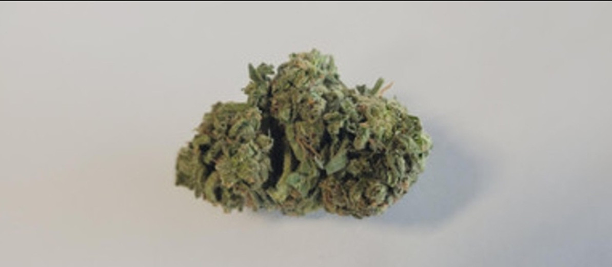 Sweeten Your Smoke with Apple Fritter THCA Flower - 1/8oz