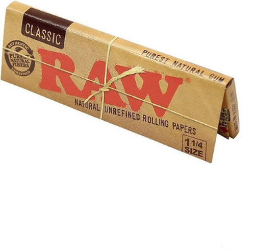 Raw® Classic 1 1/4" Rolling Papers Raw® Classic 1 1/4" Rolling Papers