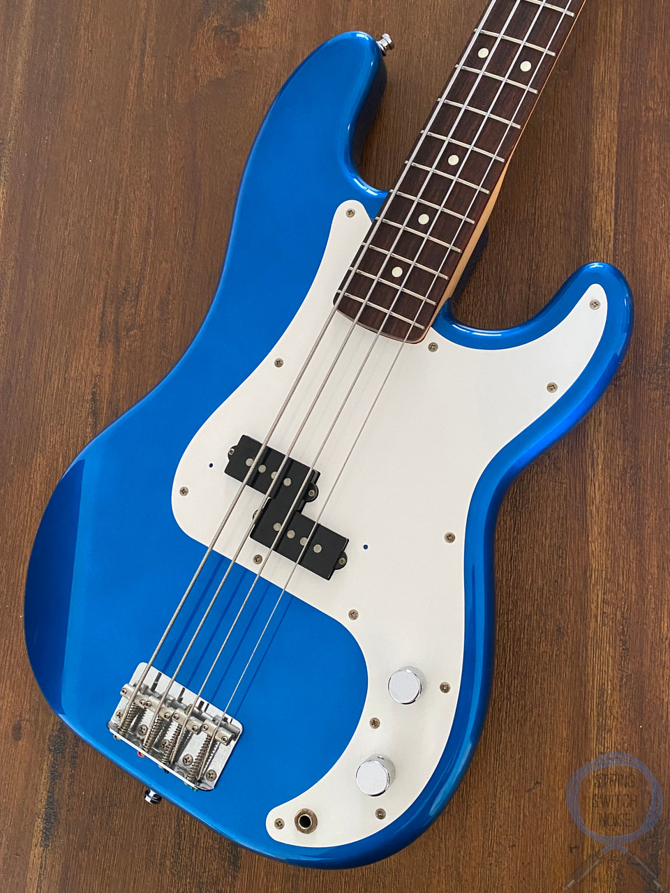 Fender Precision Bass, Lake Placid Blue, 1999