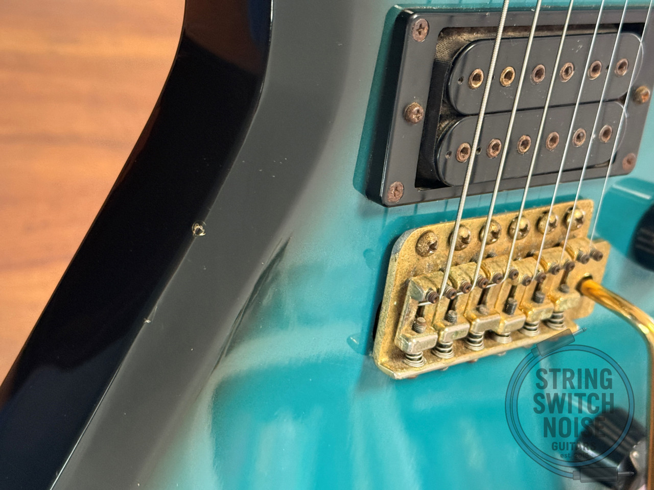 Aria Pro II, Explorer Guitar, ZZ Deluxe, Blue Black Burst, MIJ, 1983