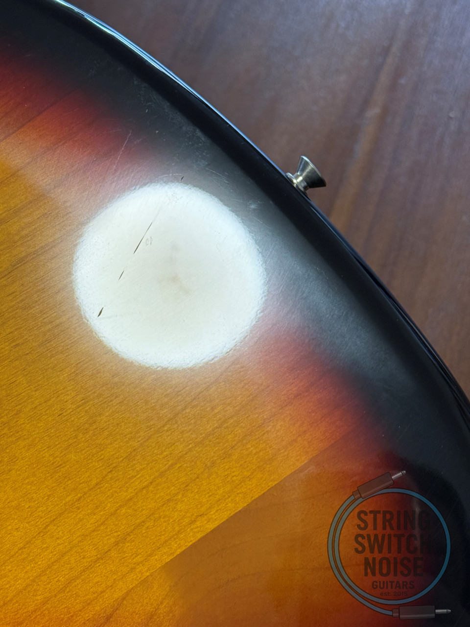 Fender Jazz Bass, ‘62, Three Tone Sunburst, 1997, NEAR MINT COND