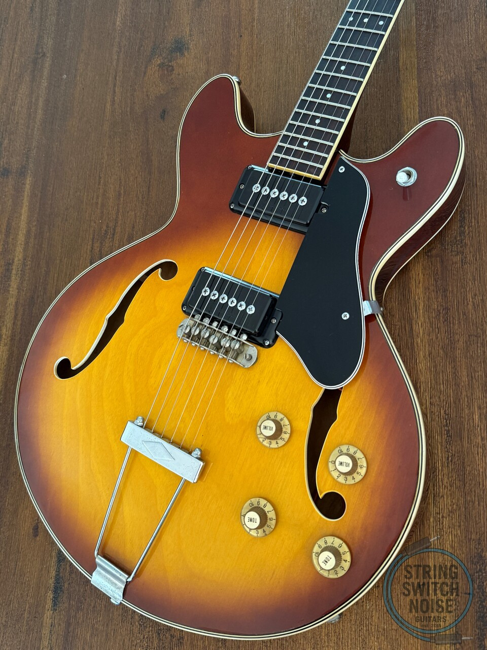 Mosrite Avenger, Hollowbody,1970s Vintage, Sunburst, RARE