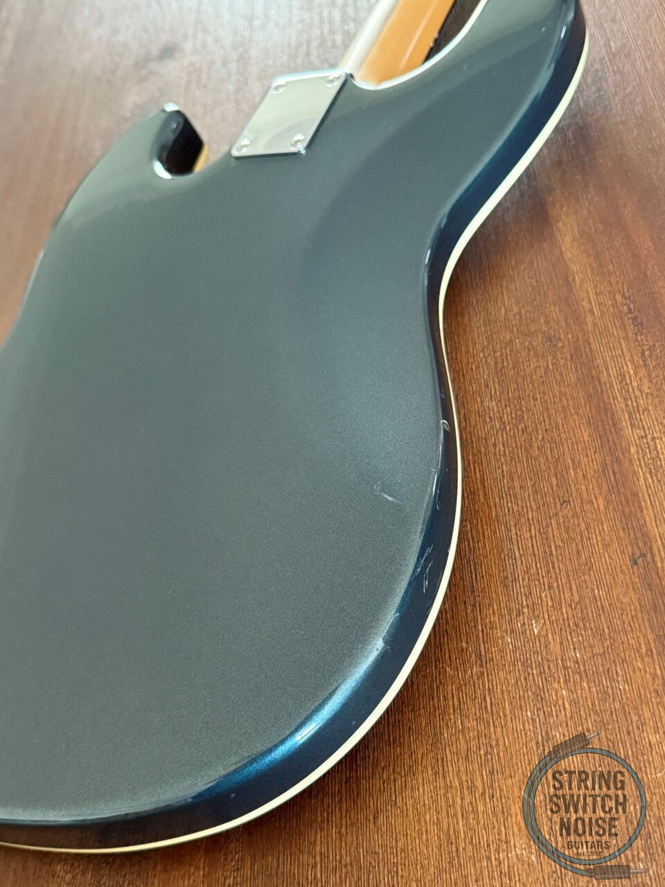 Fender Jazz Bass, Aerodyne, 2005, Dolphin Grey -