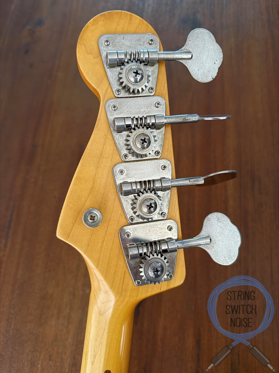 Fender Jazz Bass, ’62 - Maple, Ashwood, Tran Blue, 1995, US Pickups