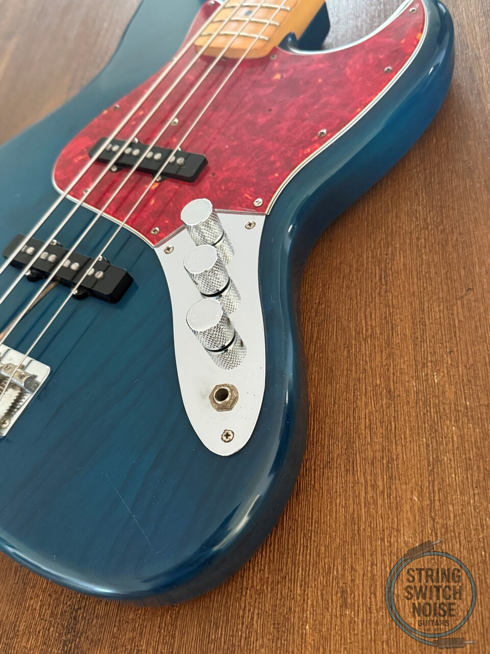 Fender Jazz Bass, ’62 - Maple, Ashwood, Tran Blue, 1995, US Pickups