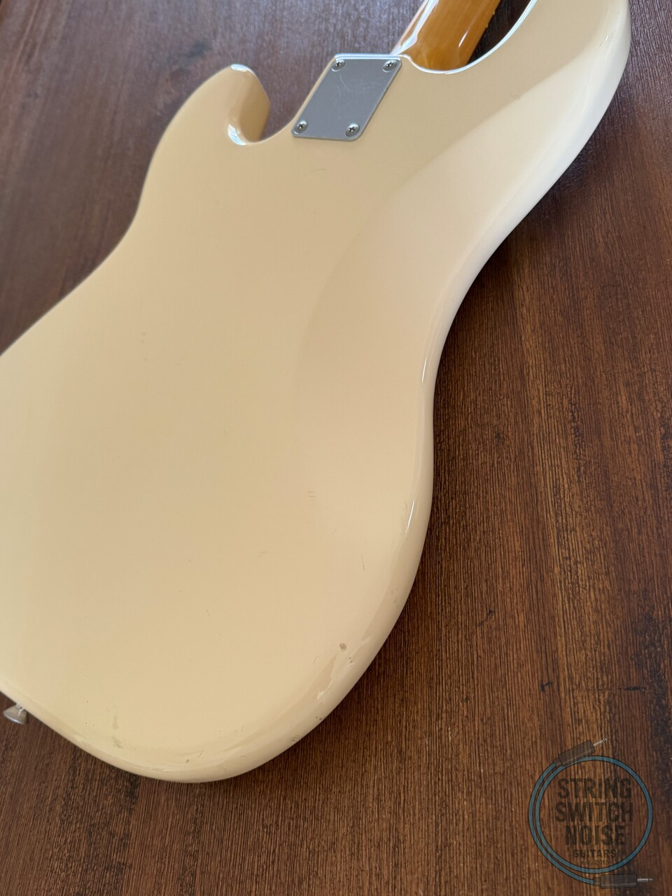 Fender Precision Bass, ‘70, Aged Olympic White, 1999, USA Pickup Fender Precision Bass, ‘70, Aged Olympic White, 1999, USA Pickup