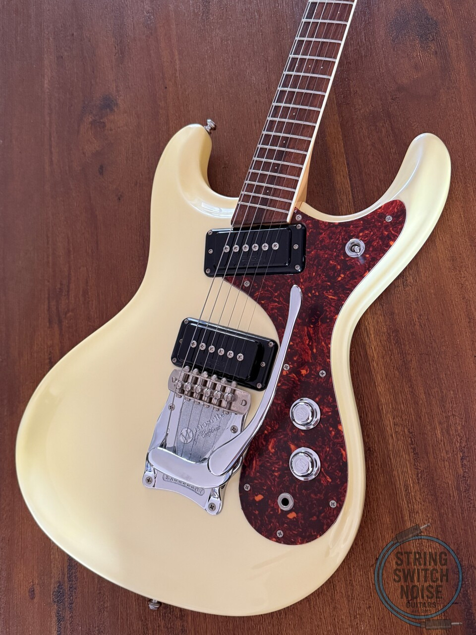 Mosrite of California Guitar, Excellent '65, Pearl White, 2001, OHSC