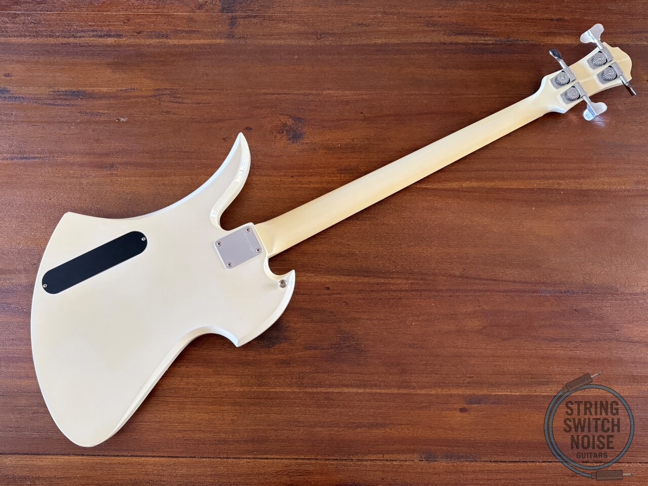 Fernandes Mockingbird Bass, MB-65, Snow White (aged), MIJ, 1992