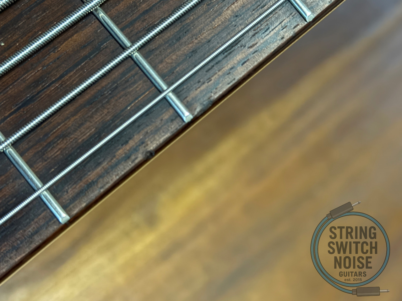 Fender Jazz Bass, Sunburst, Alder, 2004, Made In Japan