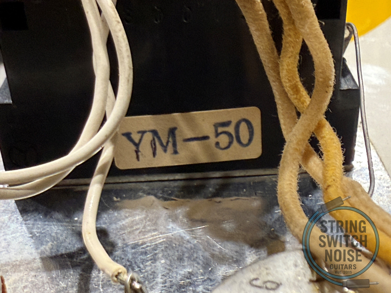 Fender Stratocaster, ’54, Rebel Yellow, RARE, 1989, USA Pickups, Hard Case