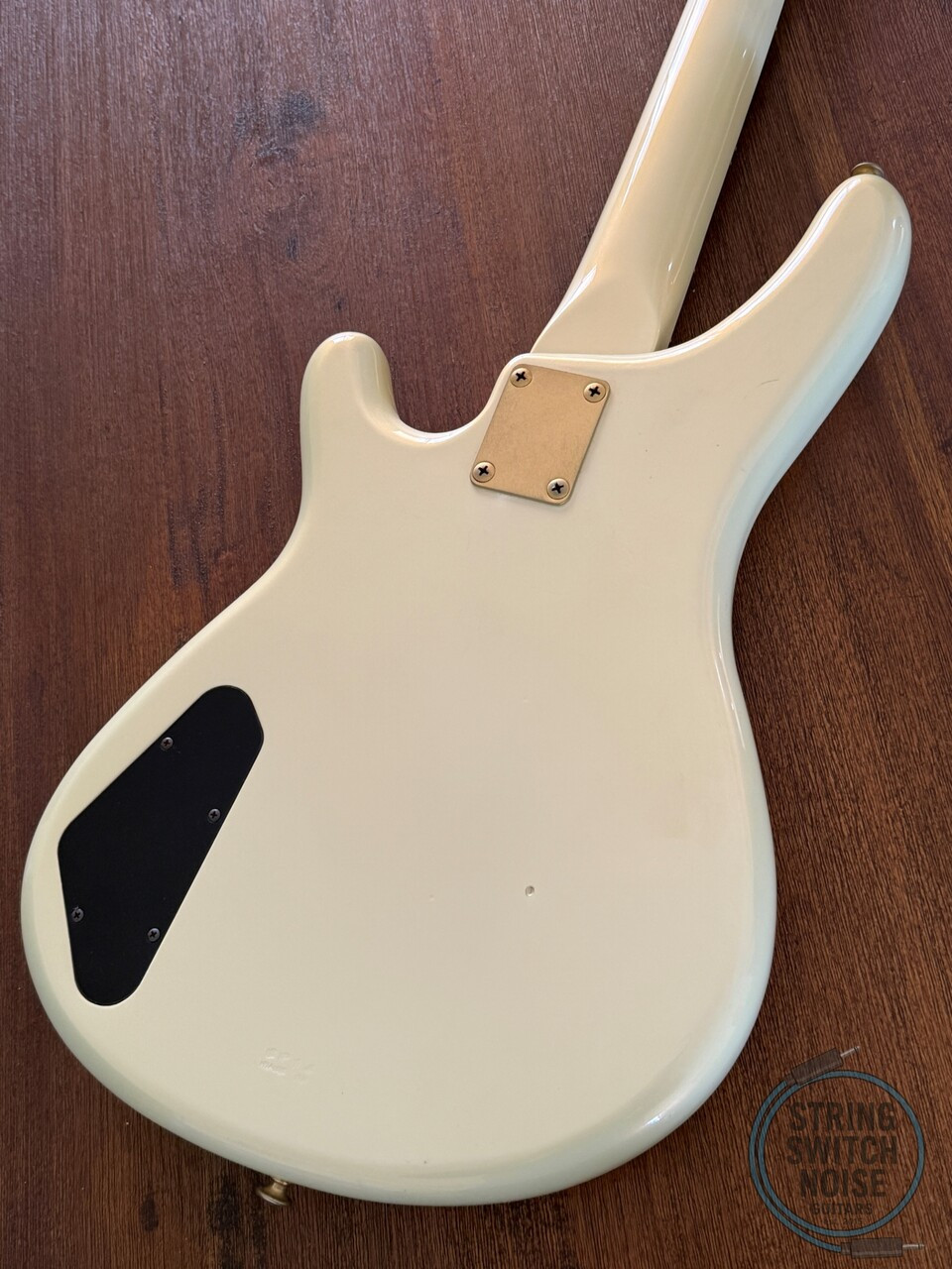 Yamaha Motion B Bass, MB II, Pearl White, 1986, Medium Scale