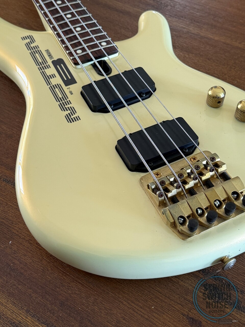 Yamaha Motion B Bass, MB II, Pearl White, 1986, Medium Scale