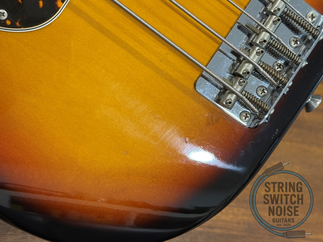 Fender Precision Bass, Three Tone Sunburst, MIJ, 2002