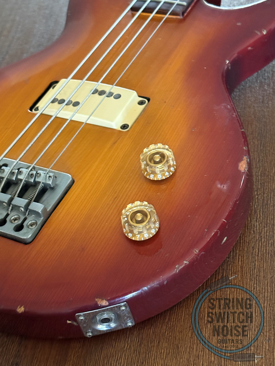 Aria Pro II, Cardinal Series Bass, MIJ 1982, Cherry Burst, SET NECK