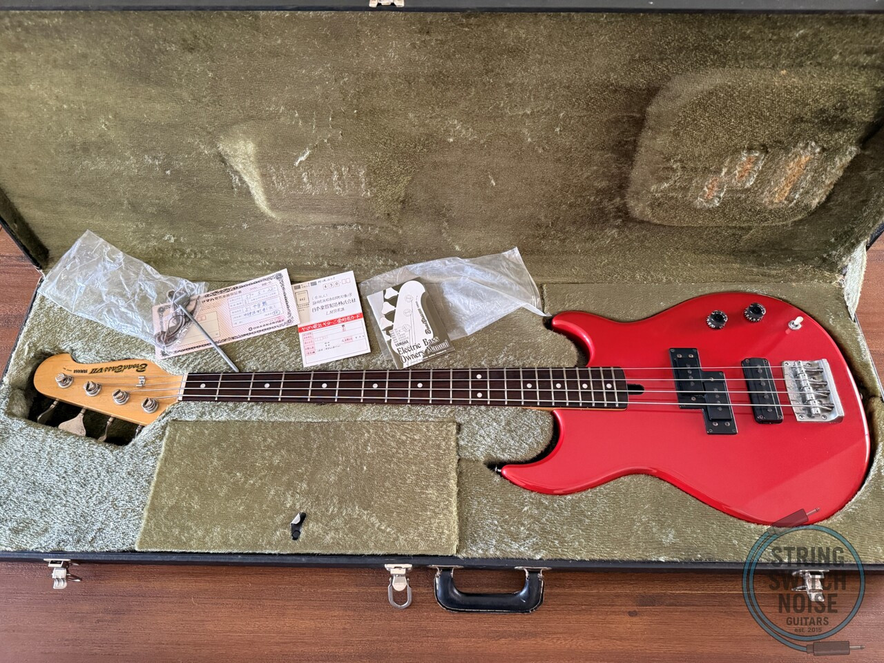 Yamaha Broad Bass VII, PJ, Metallic Red, MIJ 1982, OHSC and Papers