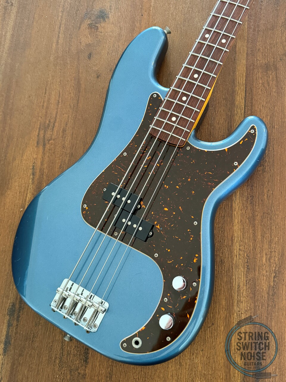 Fender Precision Bass, ‘62, Old Lake Placid Blue, 2004