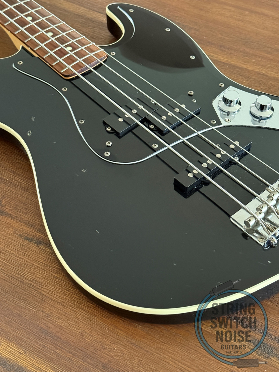 Fender Jazz Bass, Aerodyne, AJB, Black, 2002, Made in Japan
