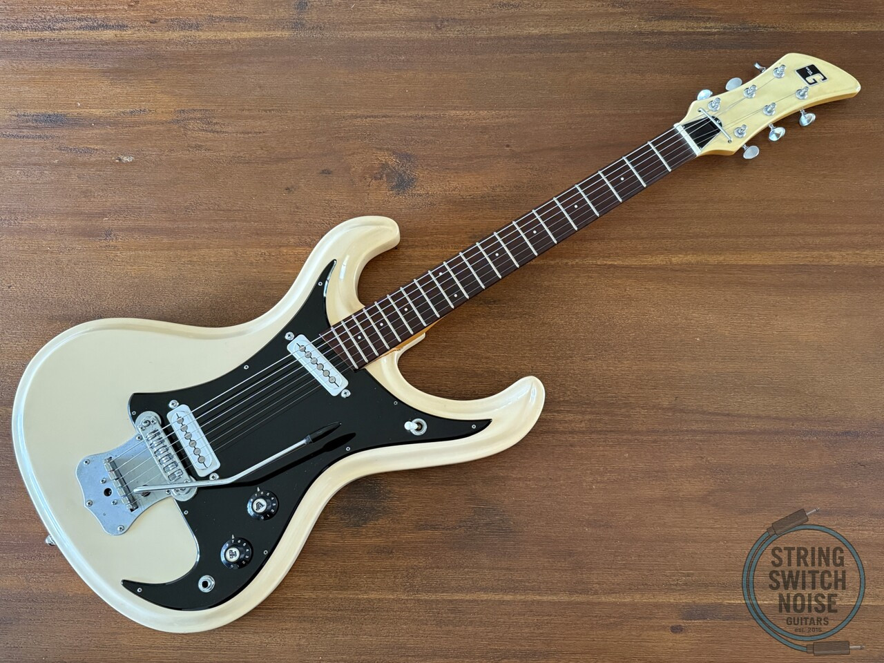 Guyatone LG-150T Guitar, “Mosrite” Offset, White, 1968 Vintage, RARE