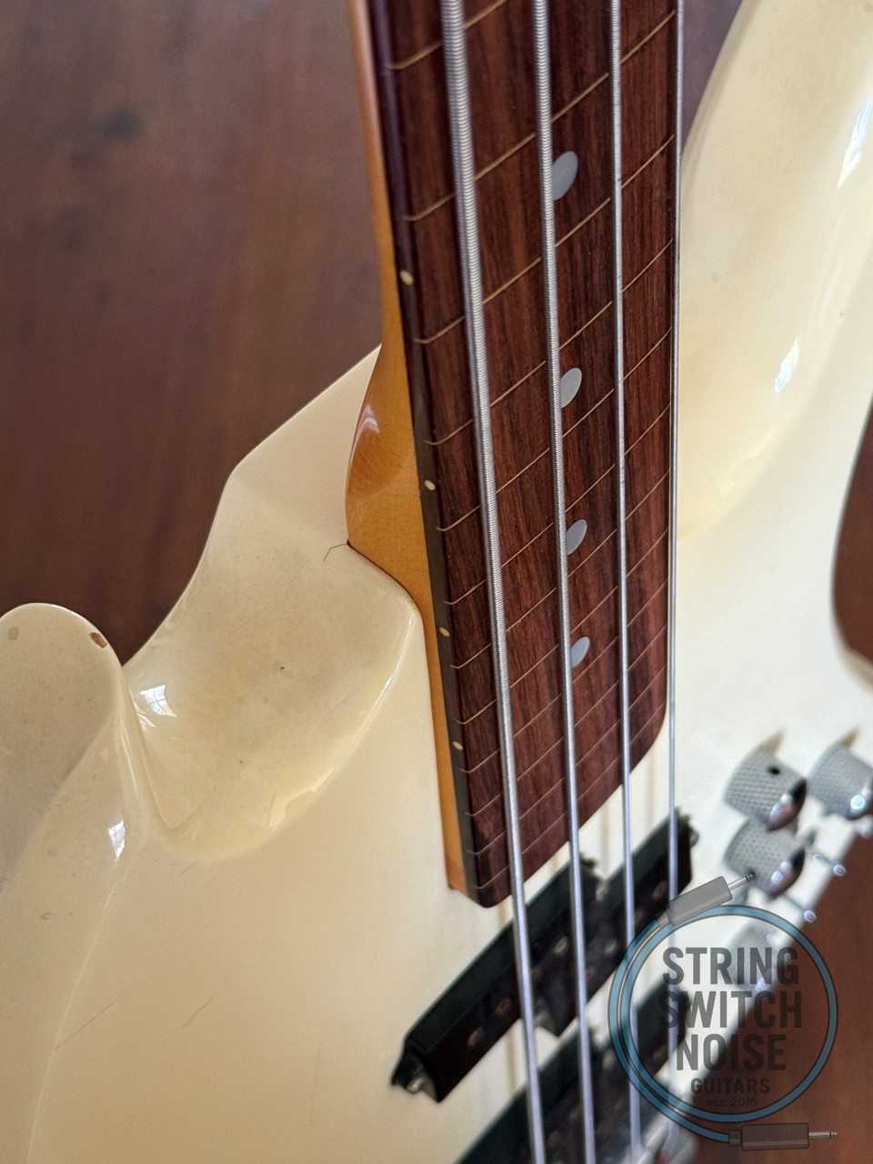 BC Rich, Mockingbird Bass, FRETLESS, White, 1985, NJ, MB-20