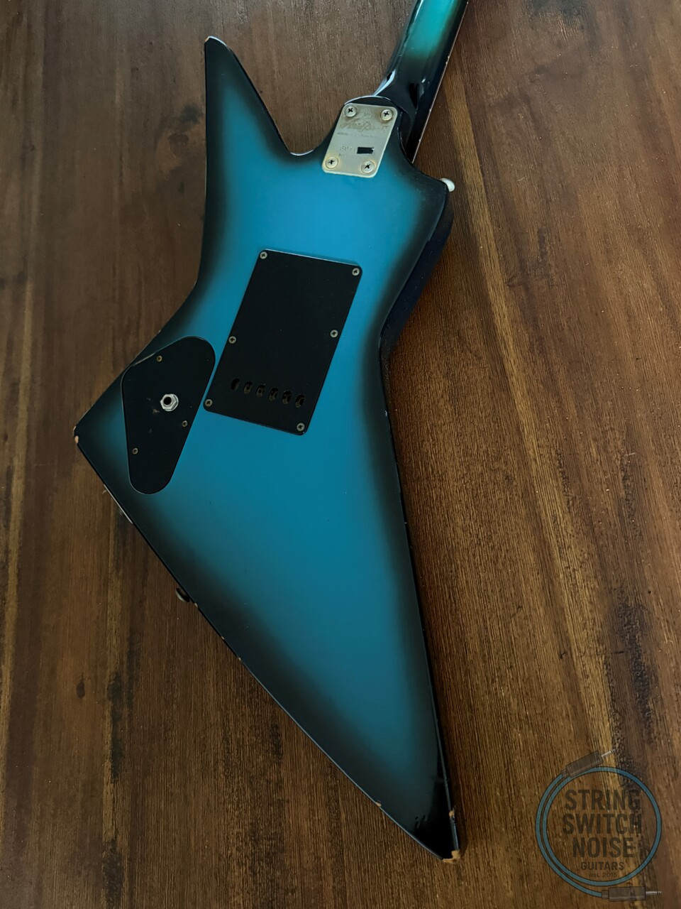 Aria Pro II, Explorer Guitar, ZZ Deluxe, Made in Japan, ‘83