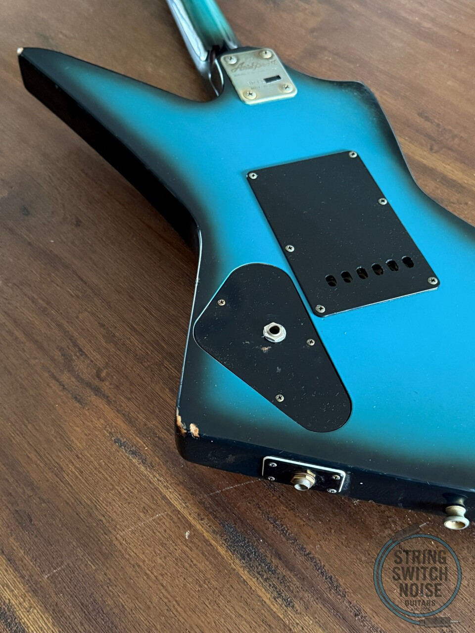 Aria Pro II, Explorer Guitar, ZZ Deluxe, Made in Japan, '83