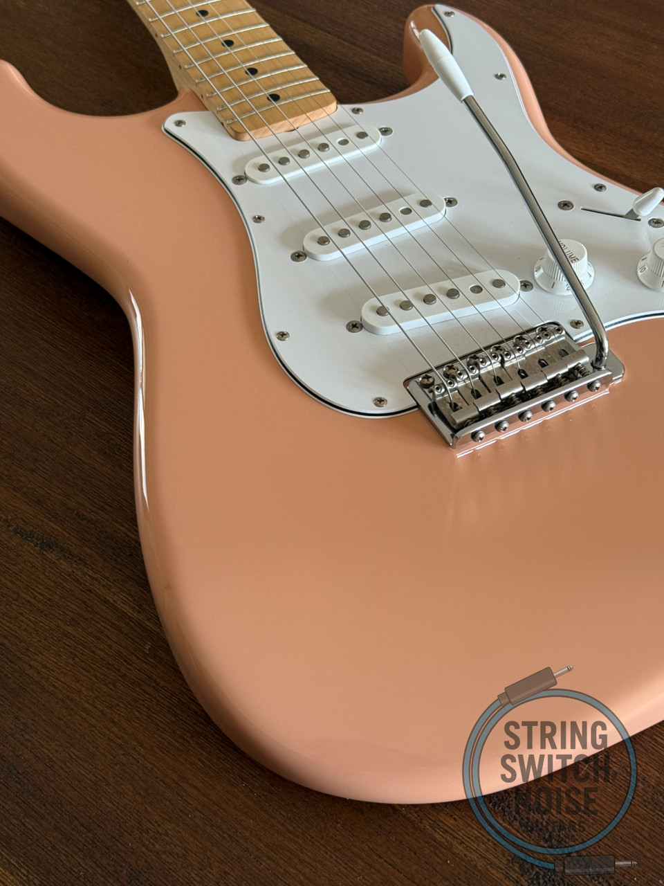 Fender Stratocaster, Shell Pink, Rare Colour, MIJ, 2010, MINT CONDITION