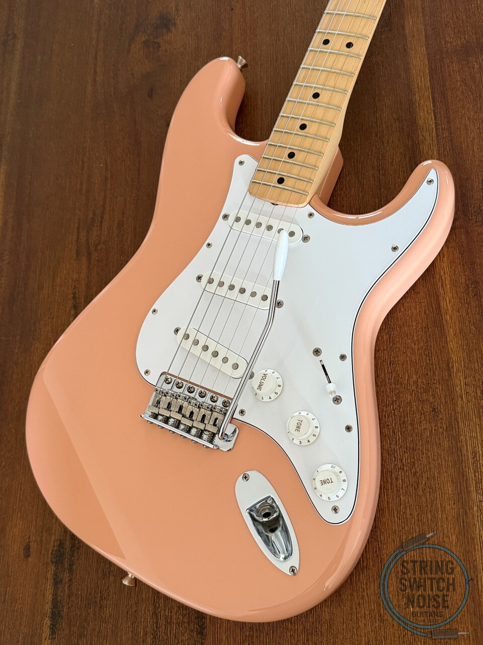 Fender Stratocaster, Shell Pink, Rare Colour, MIJ, 2010, MINT CONDITION