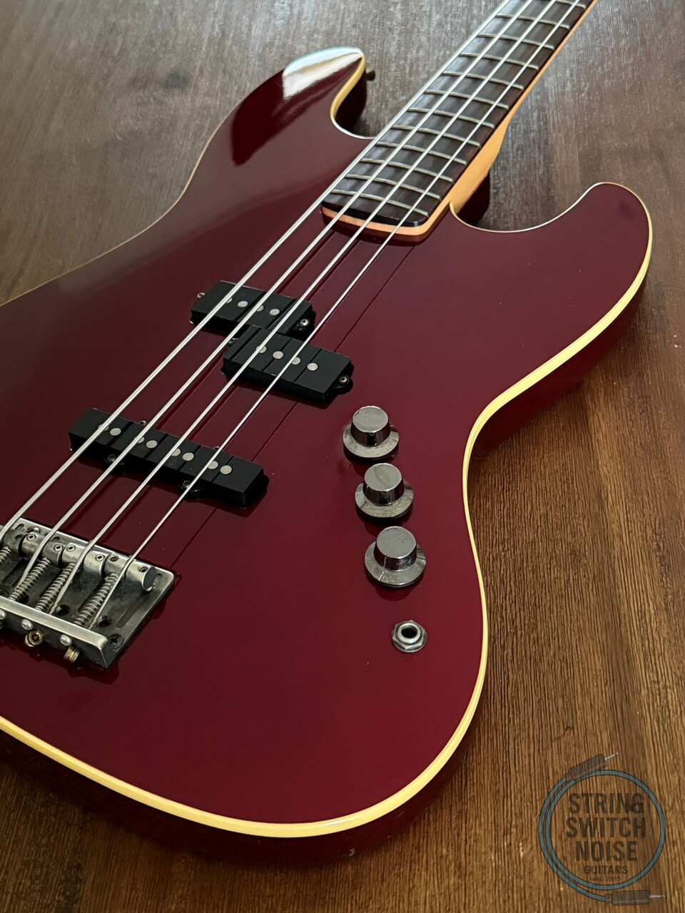 Fender Aerodyne Jazz Bass, Old Candy Apple Red, 2004, No Guard/Marker Model