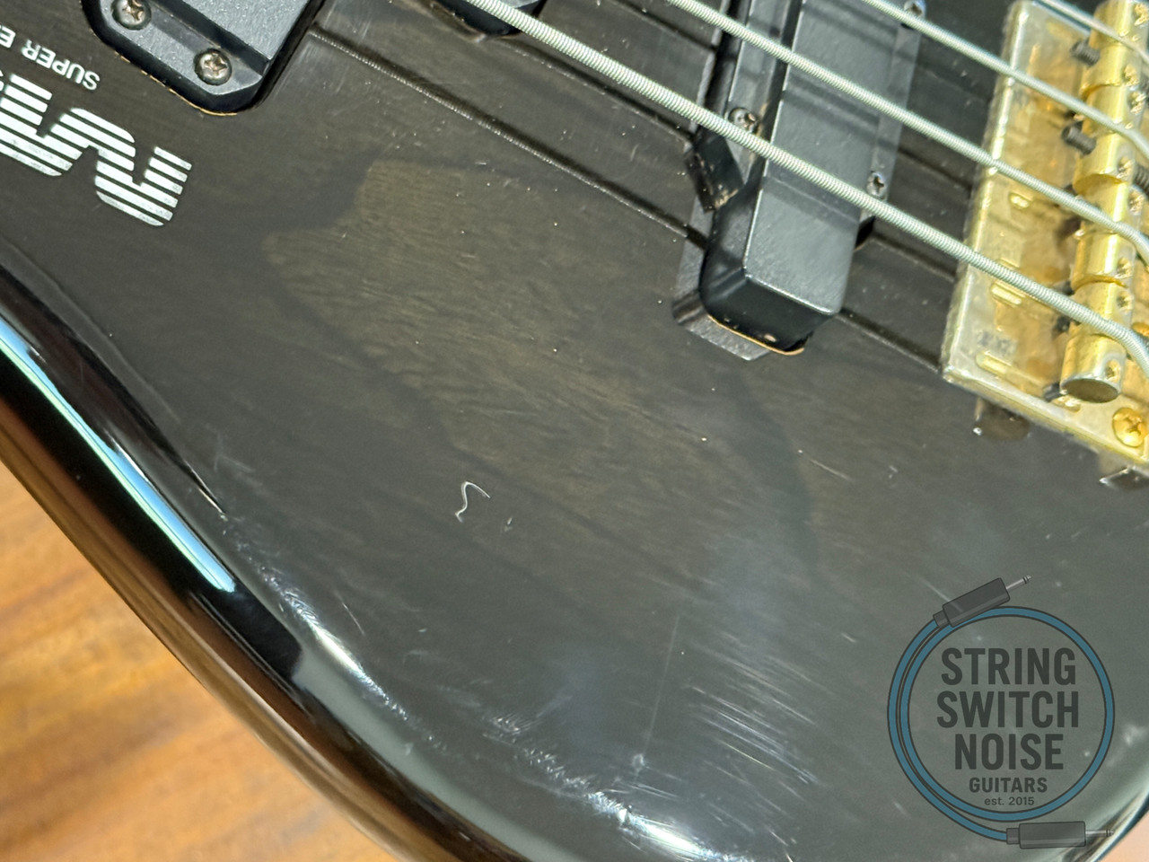 Yamaha Motion B Bass, MB III Special Edition, Tran Black, P/J, 32”, 1998