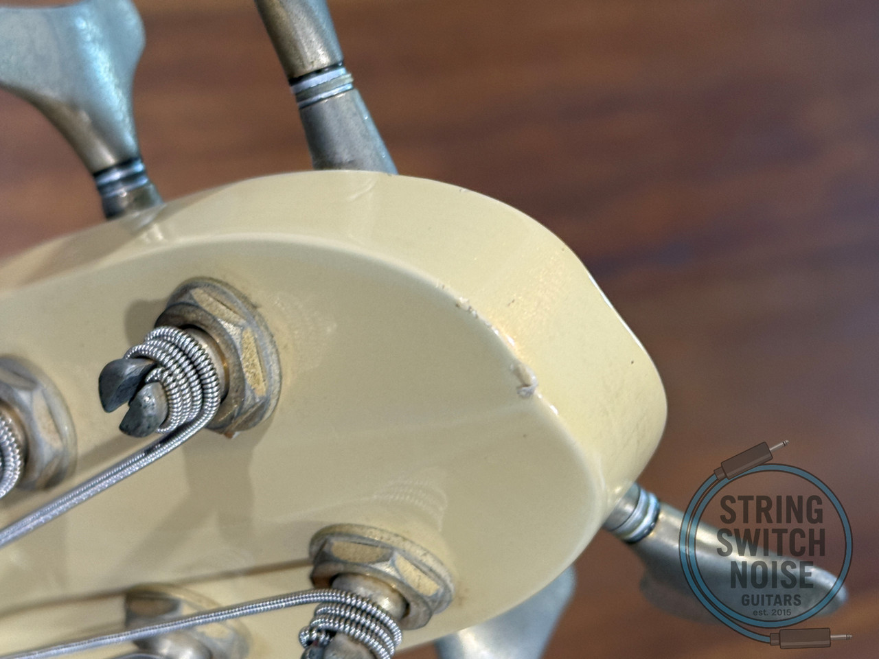 Yamaha Motion B Bass, MB III Special Edition, Pearl White, P/J, 32”, 1997