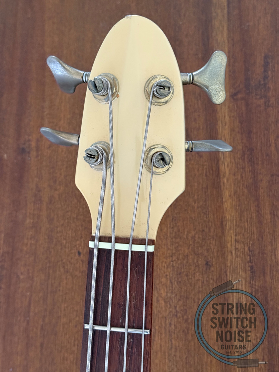 Yamaha Motion B Bass, MB III Special Edition, Pearl White, P/J, 32”, 1997