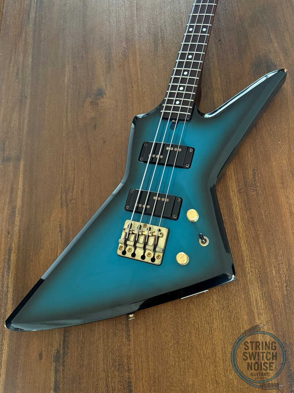 Aria Pro II, Explorer Bass, ZZB Deluxe, MIJ 1983, Blue Black Burst
