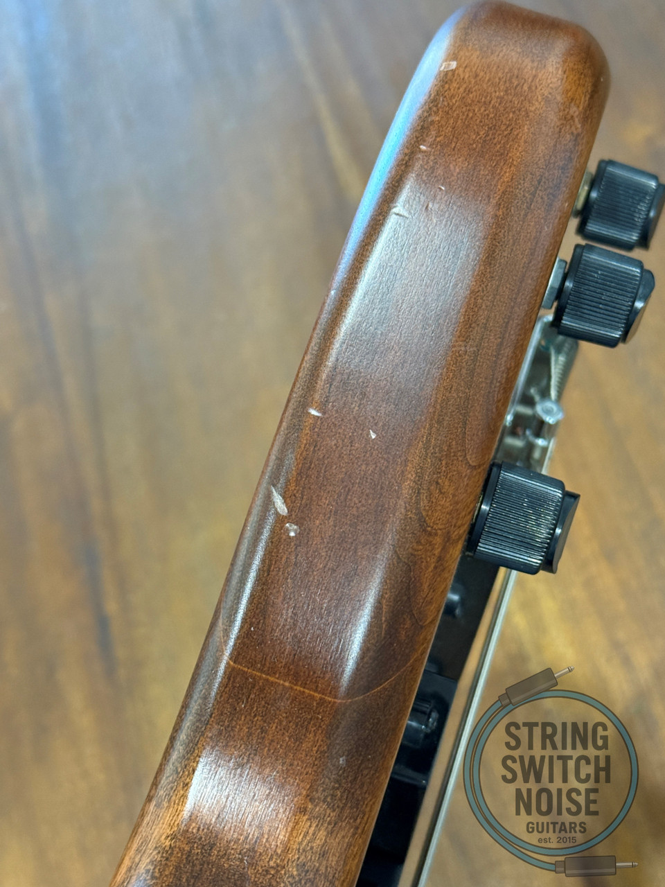 Yamaha Motion B Bass, 1997, MB 40, Oil Wood Finish, 32” Medium Scale
