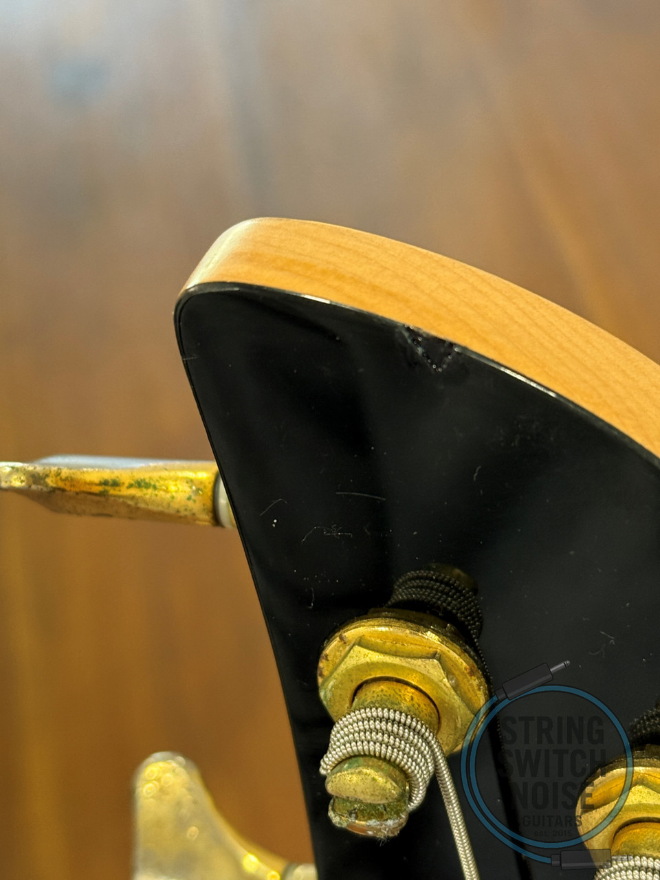 Fernandes Revolver Bass, Sapphire Blue Gradient, 1990s, FRB-40