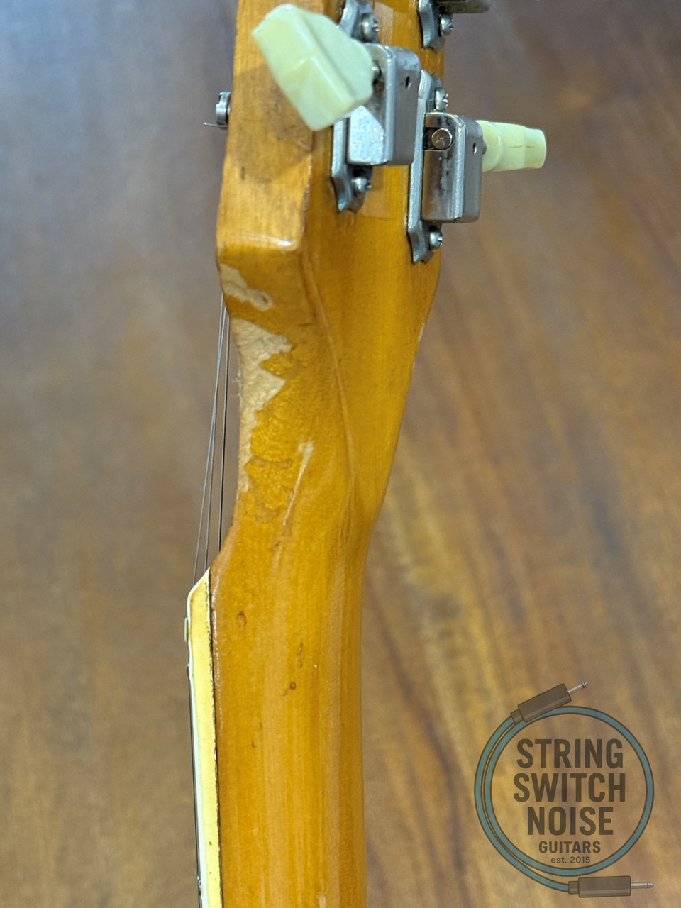 Mosrite Avenger Guitar, The Ventures Model, Aged White, MIJ 1970s