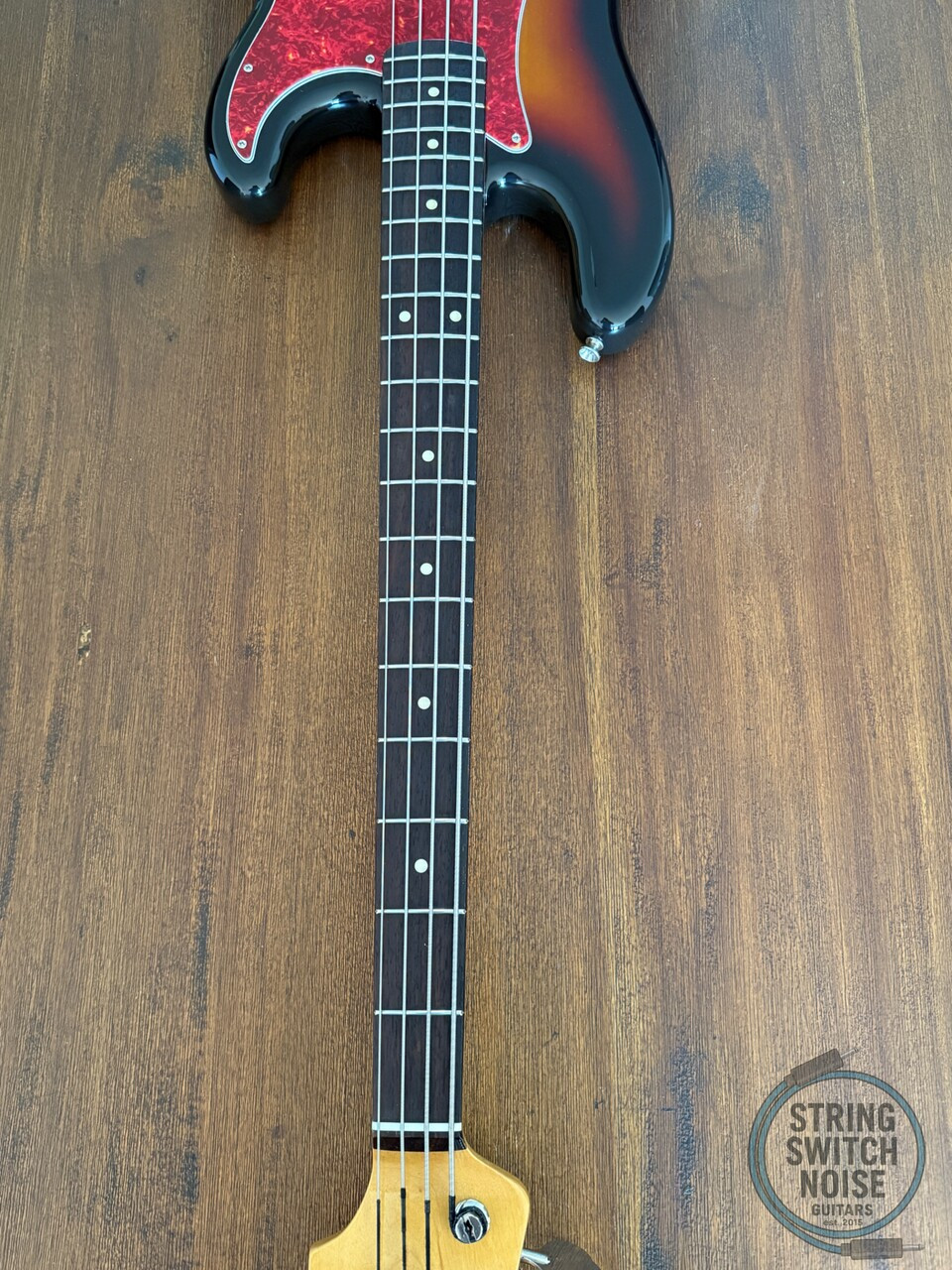 Fender Precision Bass, '62, 3 Tone Sunburst, 1997-00, Red Tort Guard