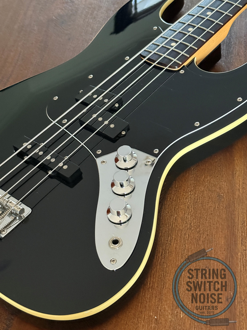 Fender Jazz Bass, Aerodyne, High Gloss Black, MIJ 2004