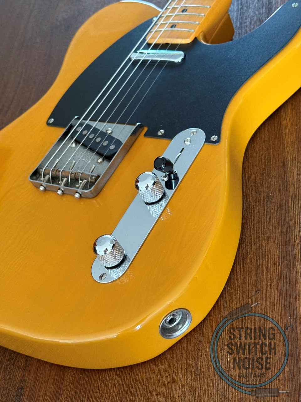 Fender Telecaster, ‘52, Butterscotch Blonde, 1985, Hard Case