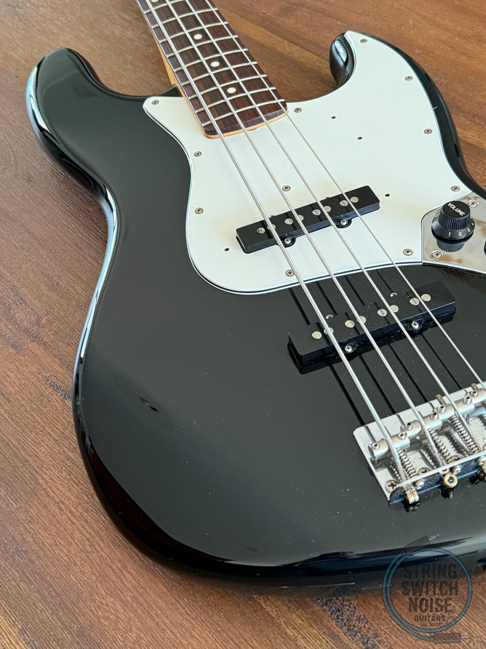 Fender Jazz Bass, Black (Tuxedo), 2006, Made In Japan