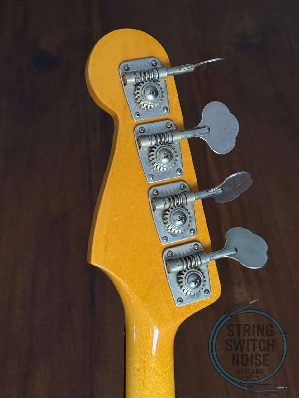 Fender Jazz Bass, ‘62, Ice Blue, 2010, Excellent condition