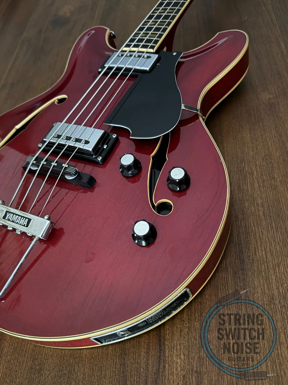 Yamaha SA-70, Hollow Body Bass, Cherry, MIJ 1974, OHSC