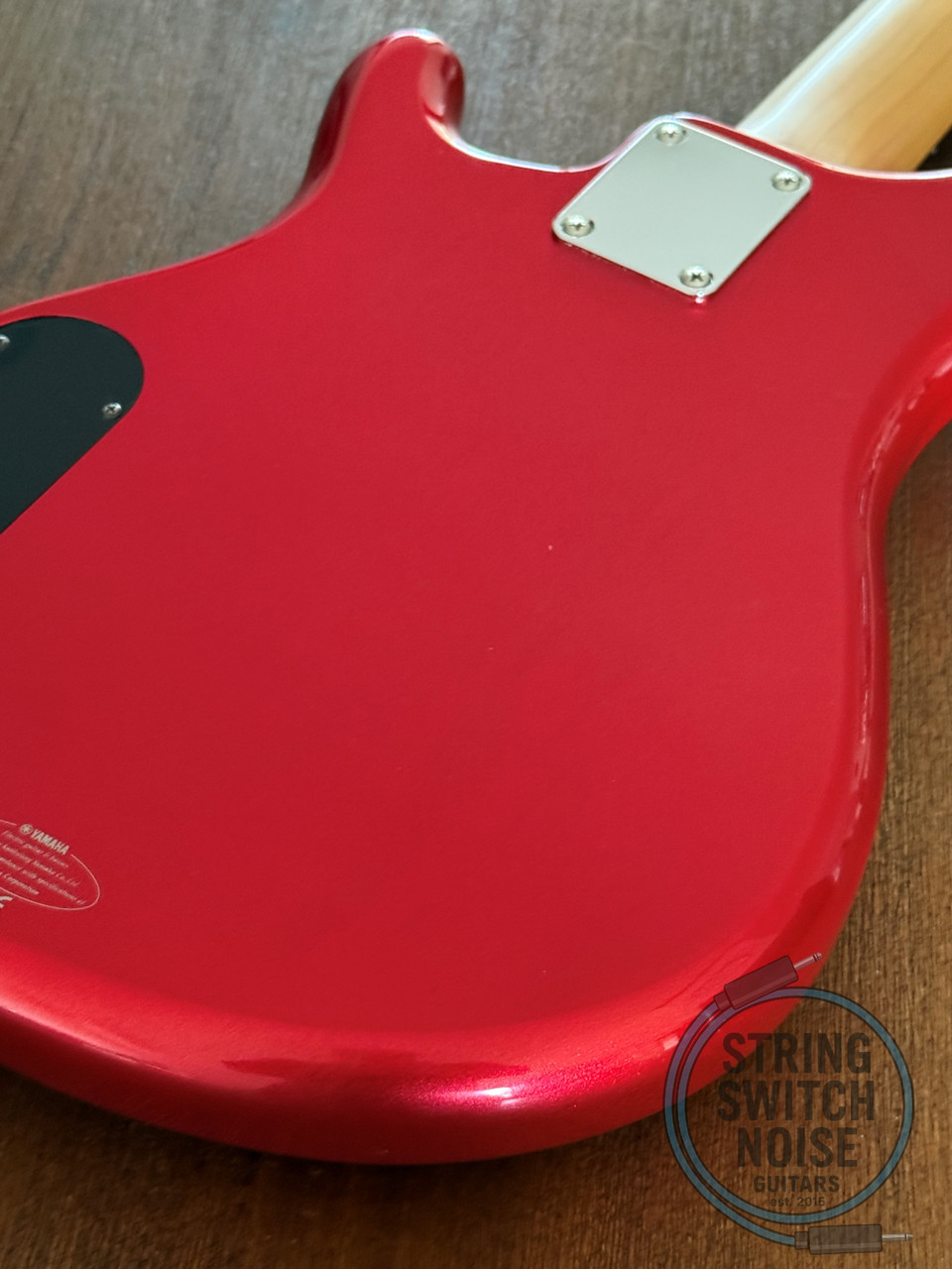 Yamaha Motion B Bass, MB 40C, Red, 1999, 32” Medium Scale