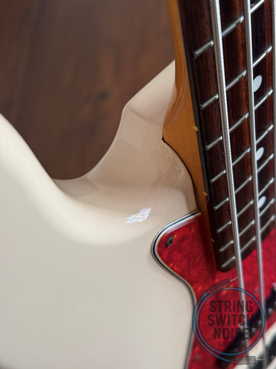 Fender Jazz Bass, ‘62, Vintage White, 1999