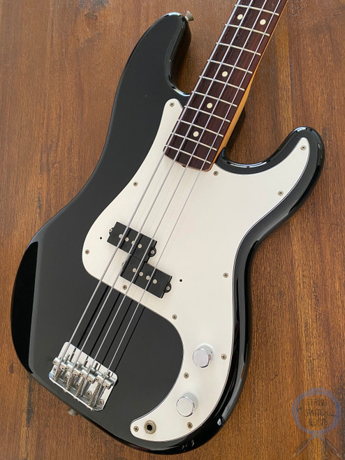 Fender Precision Bass, 1999, High Gloss Black (Tuxedo)
